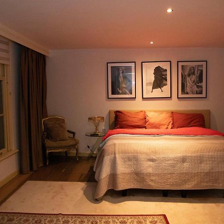Red Light District B & B Canal View Amsterdam Bagian luar foto