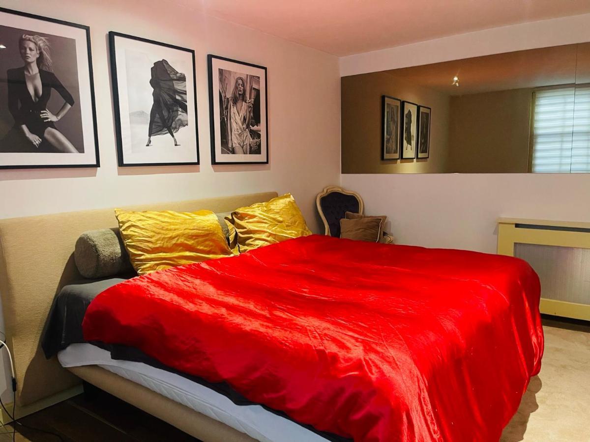 Red Light District B & B Canal View Amsterdam Bagian luar foto