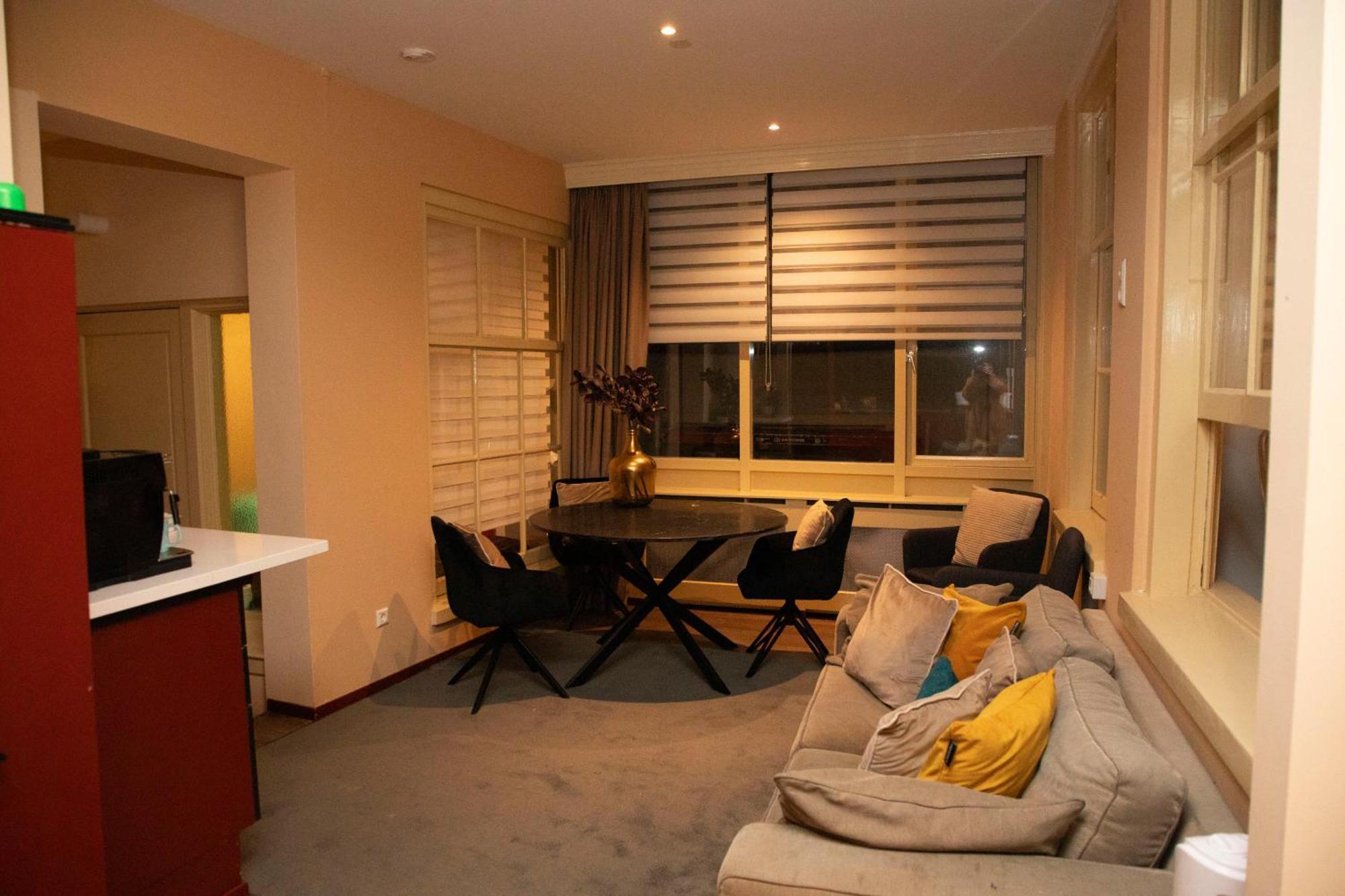 Red Light District B & B Canal View Amsterdam Bagian luar foto